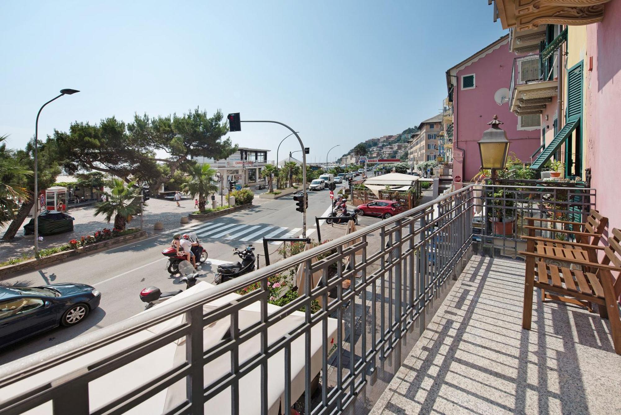 Appartamento La Finestra Sul Mare Arenzano Esterno foto