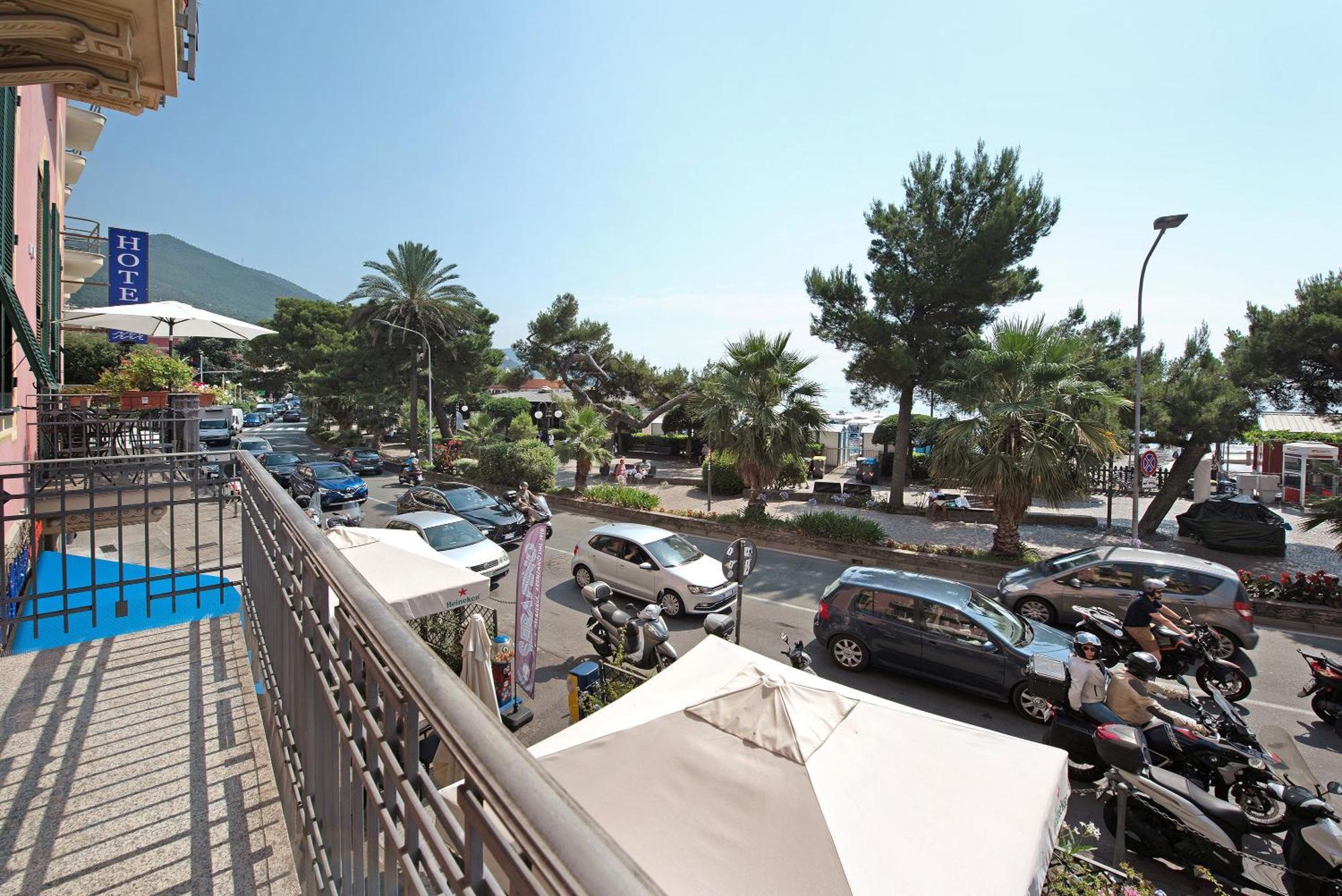 Appartamento La Finestra Sul Mare Arenzano Esterno foto